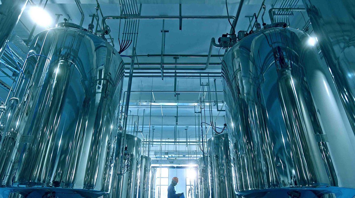 Stainless steel process tanks